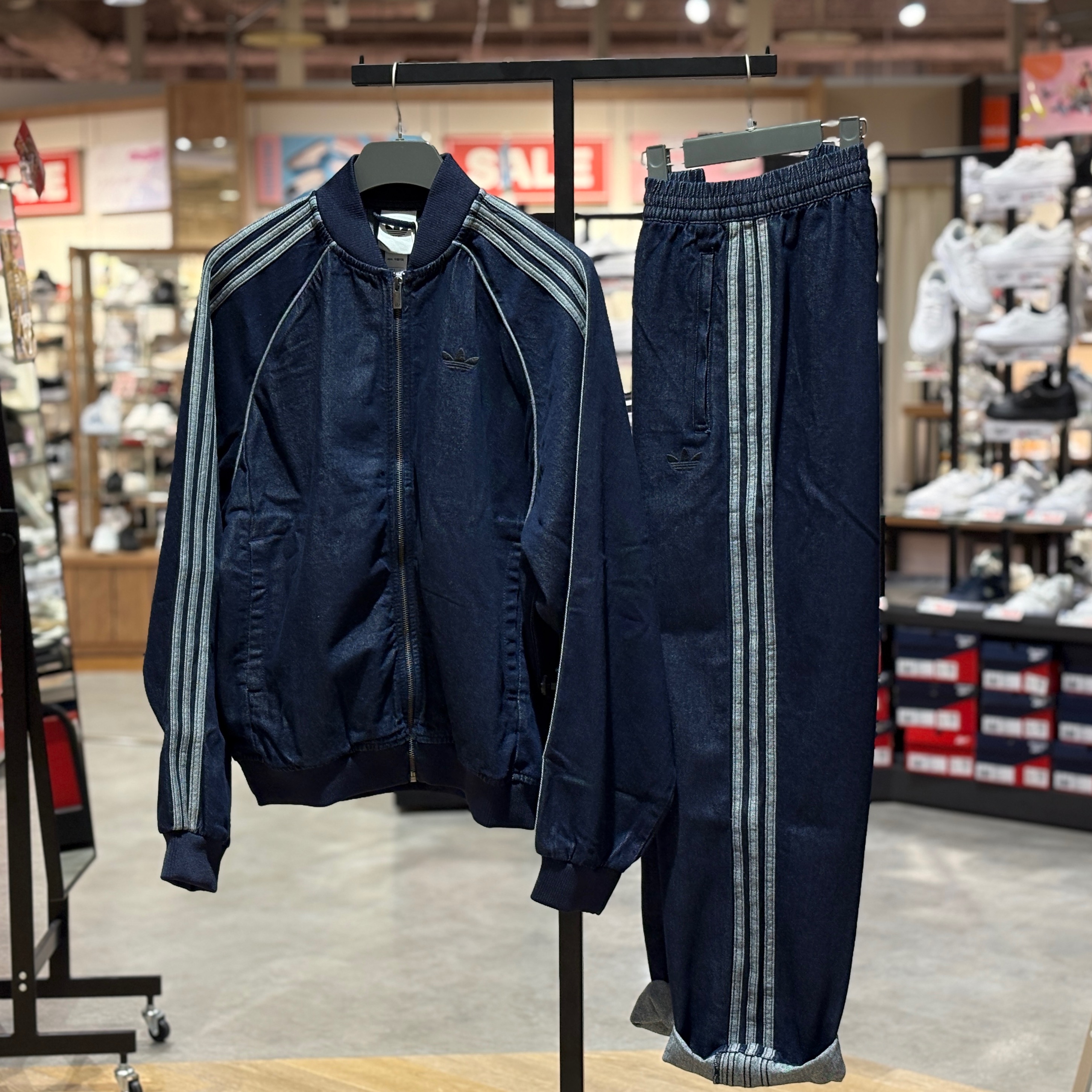 adidas】人気のデニムトラックジャケットが入荷‼︎ │ABCマート